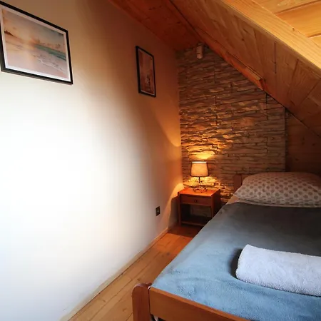 Pod Mlynska Skala - Z Prywatnym Jacuzzi I Kominkiem 팜스테이 Zdow