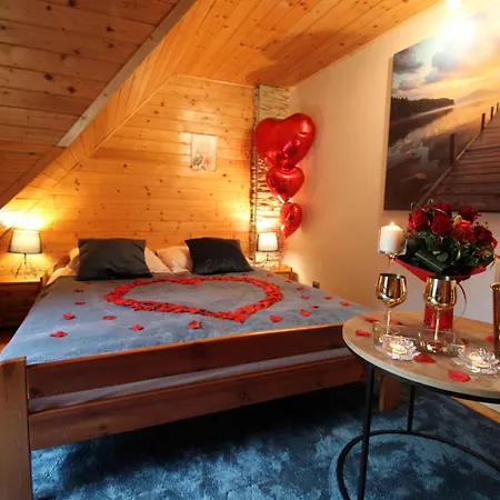 Pod Mlynska Skala - Z Prywatnym Jacuzzi I Kominkiem 팜스테이 *