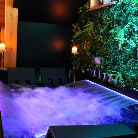 בית חווה Pod Mlynska Skala - Z Prywatnym Jacuzzi I Kominkiem Zdow