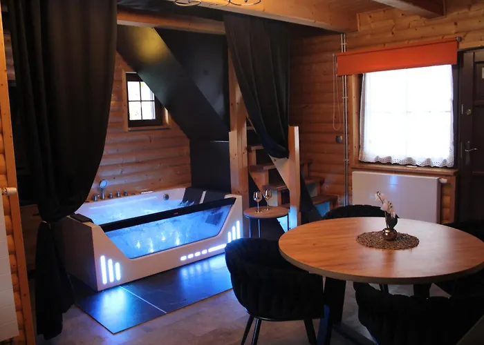 Pod Mlynska Skala - Z Prywatnym Jacuzzi I Kominkiem Çiftlik konaklama Zdow