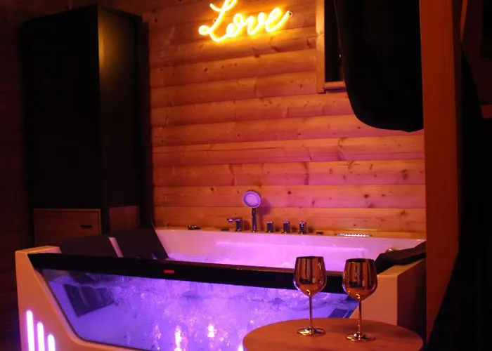 Çiftlik konaklama Pod Mlynska Skala - Z Prywatnym Jacuzzi I Kominkiem