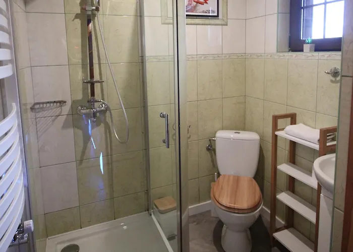 Pod Mlynska Skala - Z Prywatnym Jacuzzi I Kominkiem Zdow